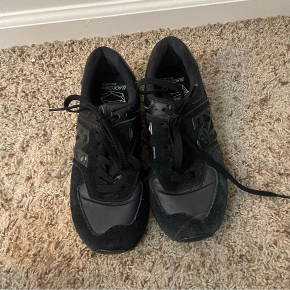 Women’s New Balance 574 Black Onyx Suede Casual Shoes Sneakers size 8 - Picture 5 of 7